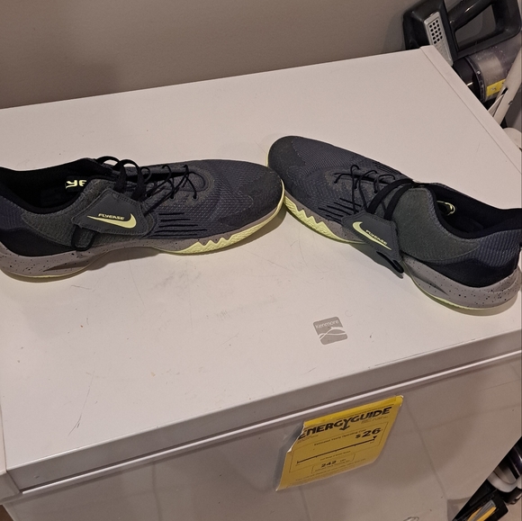 Nike Other - Pre owned Nike Men’s Precision V Iron Gray Volt Size 13 basketball shoes